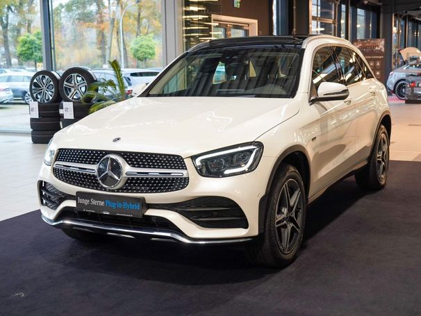 Mercedes-Benz GLC 300 de 225 kW image number 9