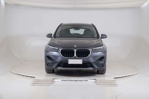 BMW X1 sDrive18d Advantage 110 kW image number 2