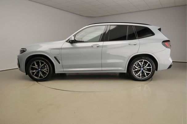 BMW X3 xDrive30e 215 kW image number 5