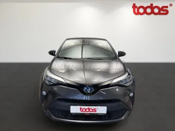 Car image 3