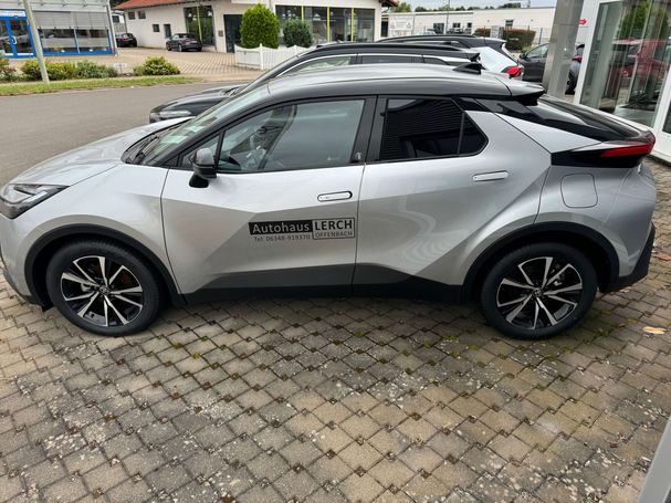 Toyota C-HR 2.0 Hybrid 145 kW image number 4