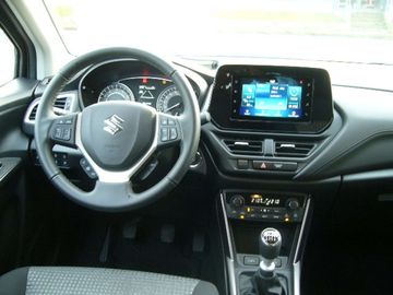 Car image 13