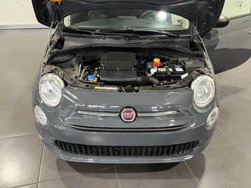 Car image 19