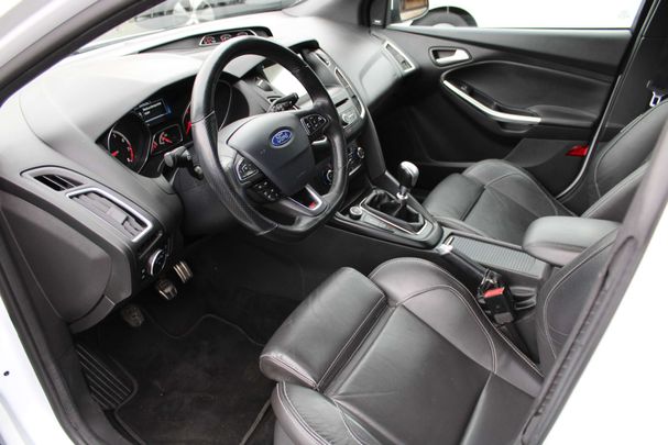 Ford Focus 2.0 ST 185 kW image number 3