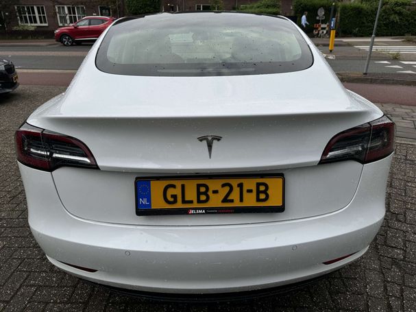 Tesla Model 3 60 Plus 239 kW image number 22