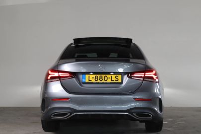 Car image 46