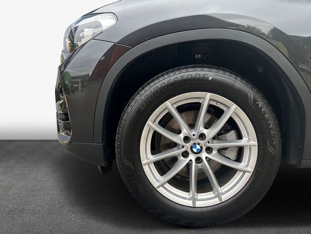 BMW X3 xDrive20d Advantage 140 kW image number 9