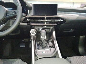 Car image 26