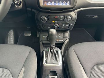 Car image 36