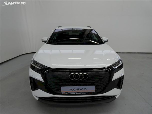 Audi Q4 quattro e-tron S-line 220 kW image number 39