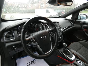 Car image 21