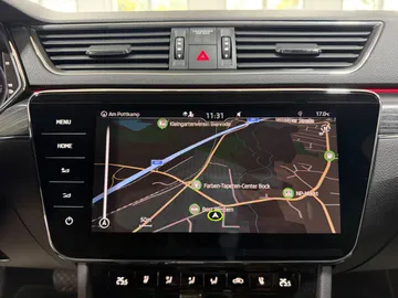 Car image 37