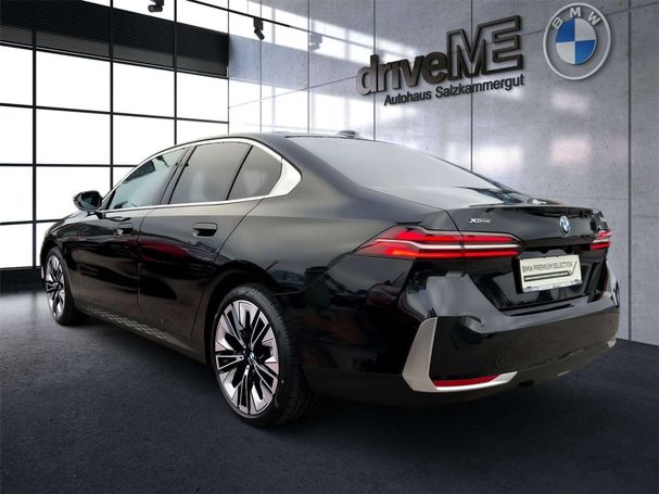 BMW 520d xDrive 145 kW image number 11