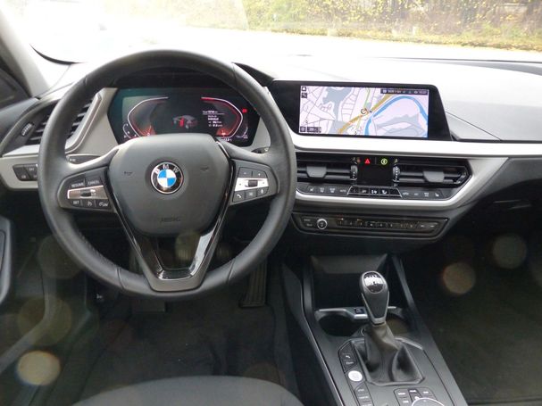 BMW 118i 103 kW image number 11