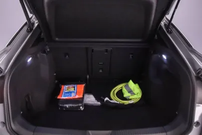 Car image 35