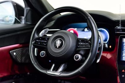 Car image 26