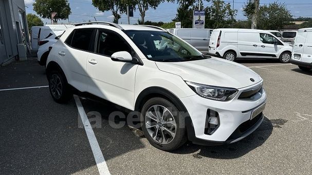 Kia Stonic 1.6 CRDi 81 kW image number 2