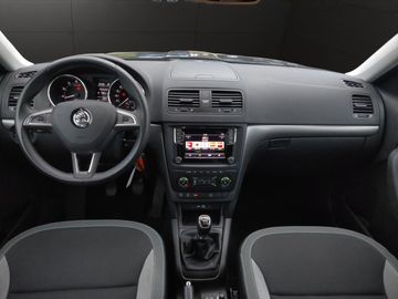 Car image 13