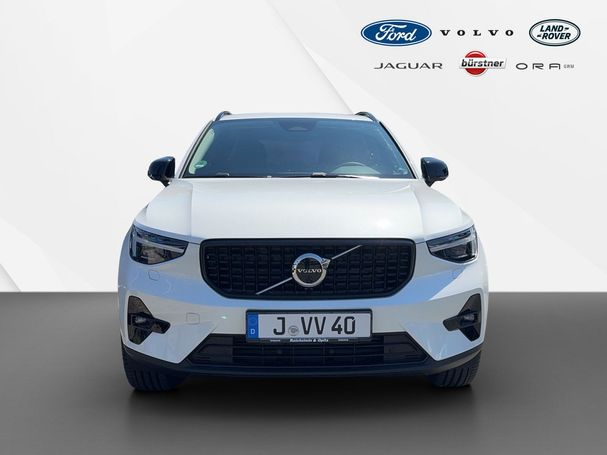 Volvo XC40 B4 Ultimate Dark 145 kW image number 3