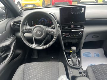 Car image 15