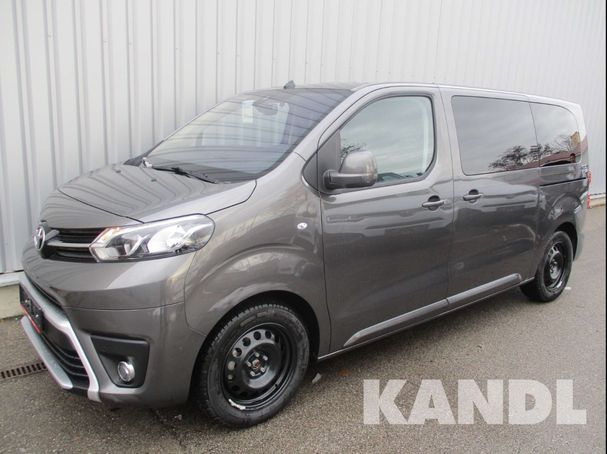 Toyota Proace Verso Medium 2.0 D 4D 106 kW image number 2