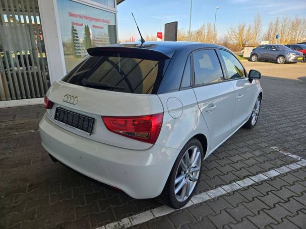 Audi A1 1.4 TFSI S tronic Sportback Ambition 90 kW image number 2