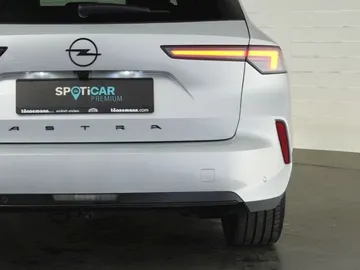 Car image 35