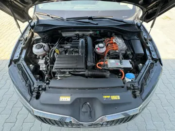 Car image 35