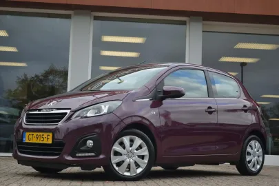 Car image 24