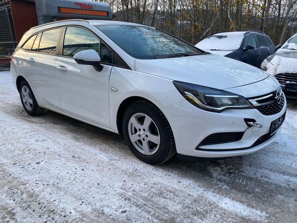 Opel Astra Sports Tourer 1.6 CDTi 81 kW image number 2