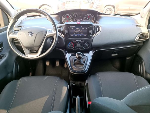 Lancia Ypsilon 51 kW image number 6