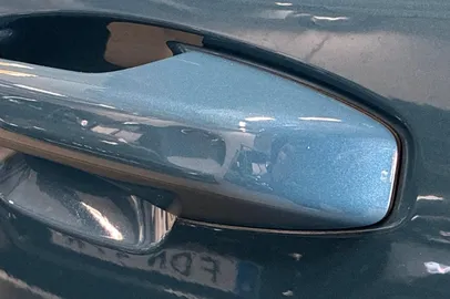Car image 31