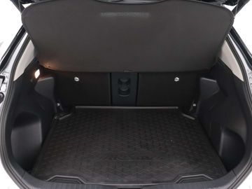 Car image 37