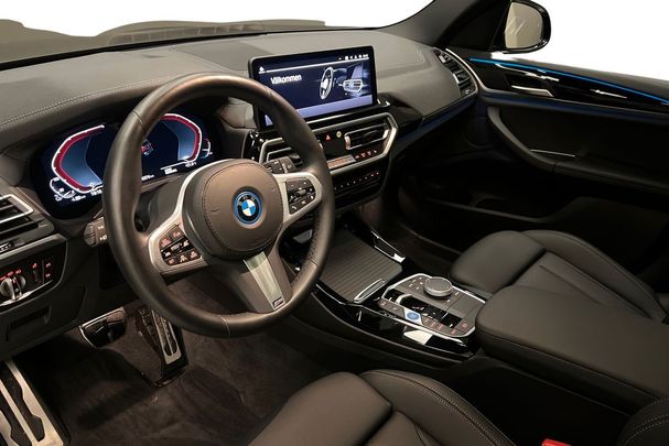 BMW iX3 210 kW image number 8