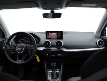 Car image 35