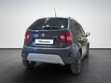 Car image 5