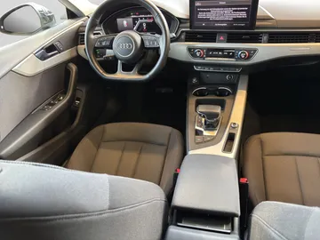 Car image 23