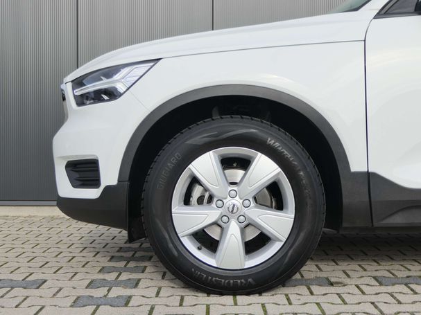 Volvo XC40 T2 95 kW image number 22