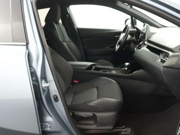 Car image 30