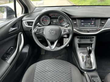 Car image 13