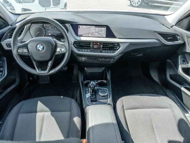 BMW 118i Advantage 103 kW image number 7