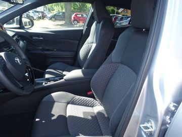 Car image 12