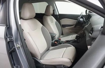 Car image 23