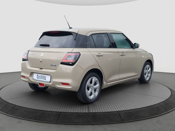 Suzuki Swift 1.2 Hybrid Comfort 61 kW image number 3