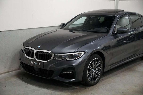 BMW 330e M Sport 215 kW image number 29