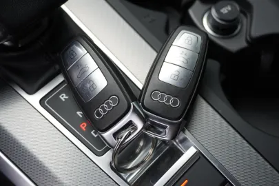 Car image 39