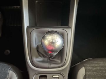 Car image 36