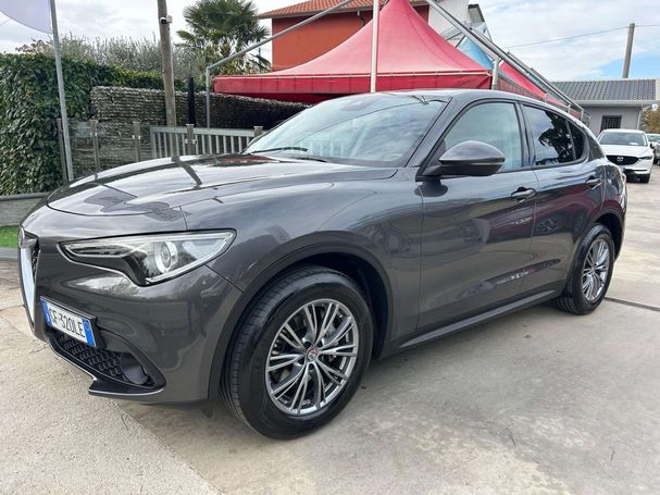 Alfa Romeo Stelvio 2.2 Q4 140 kW image number 1