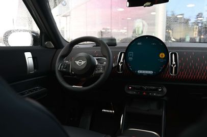 Car image 33