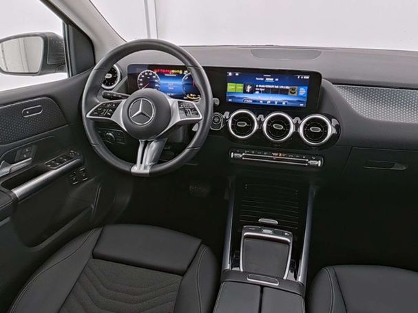 Mercedes-Benz B 250 e 160 kW image number 4